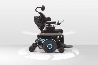 Agile and compact, true centre wheel drive base