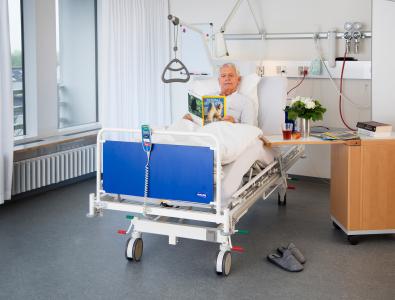 benefit|SB910-BE15.jpg|The Invacare SB910 Hospital Bed